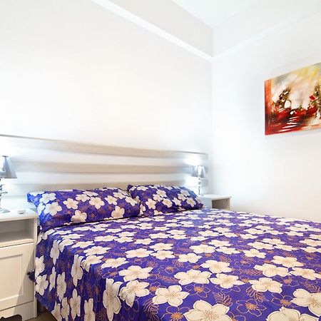 Apartment Gaudi Xl Barcelona Pokoj fotografie
